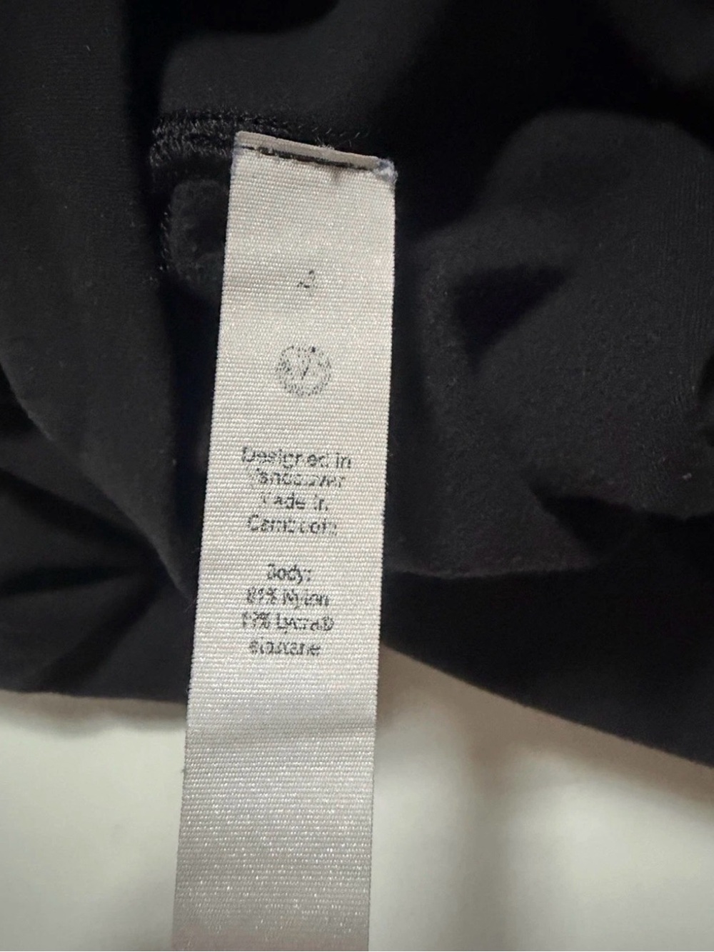 Lululemon Align High Rise 25” Black Nulu Yoga Leggings Size 4 - Picture 8 of 8